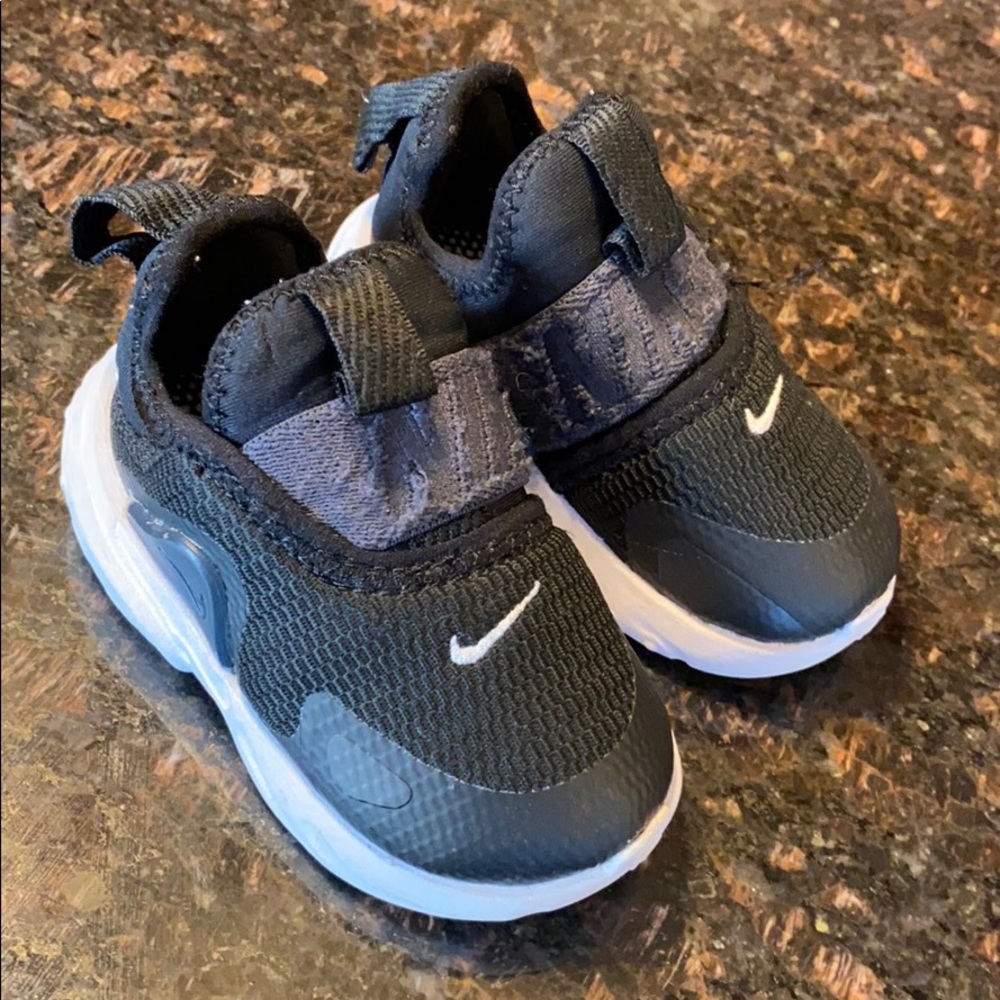 4C Nike baby shoes